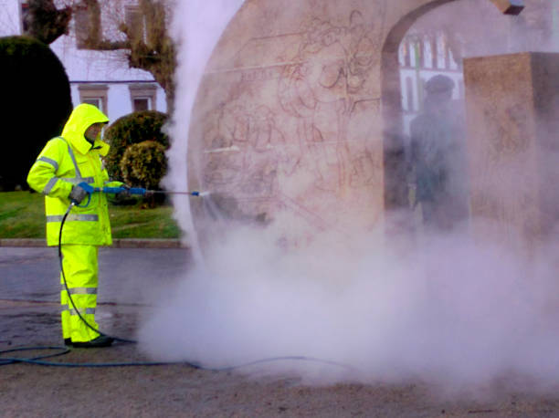 Garage Pressure Washing in Center Hill, FL